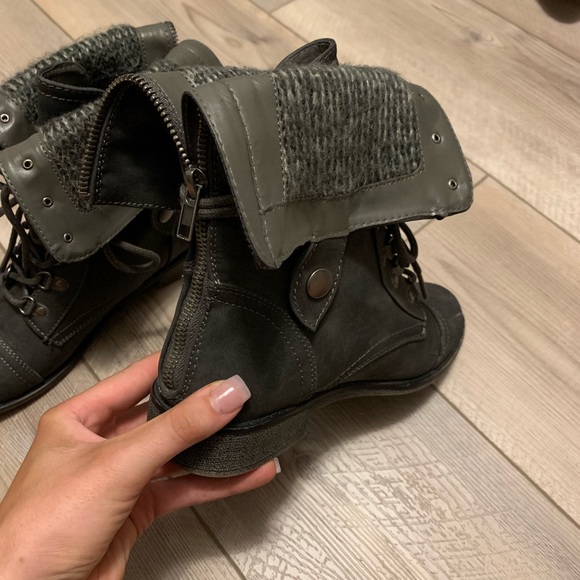 Sloane Combat Boots - Picture 4 of 4